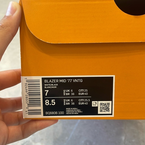 Nike Blazer Mid ‘77 VNTG - Size Women’s US 8.5, Men’s US 7 - Picture 12 of 12